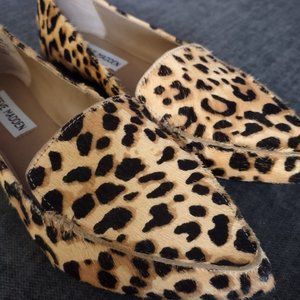 Steve Madden FeatherL flats size 6 leopard print